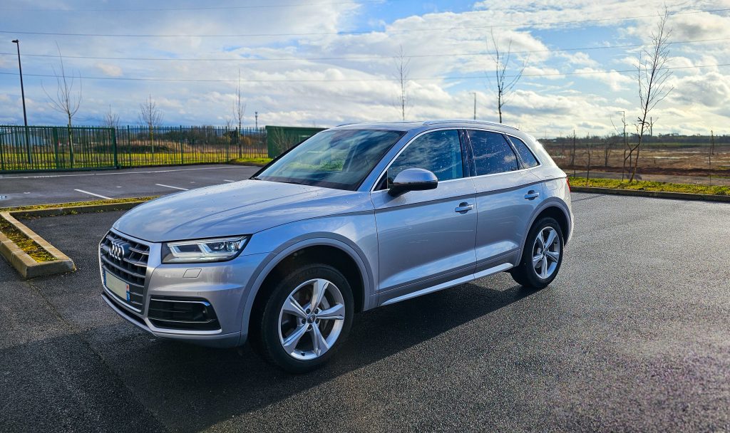 Audi Q5 50 TFSI e 299 cv Quattro S tronic 7 AVUS Bang&Olufsen / Affichage tête haute