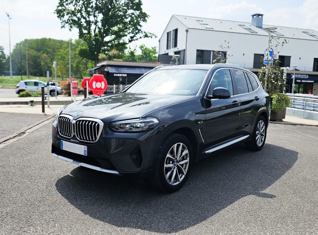 Bmw x3 xdrive 30e 292ch bva8 x line 292 ch ,premiere main , km faible, prix ht 33 325