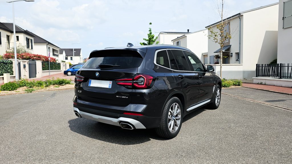 Bmw x3 xdrive 30e 292ch bva8 x line 292 ch ,premiere main , km faible, prix ht 33 325