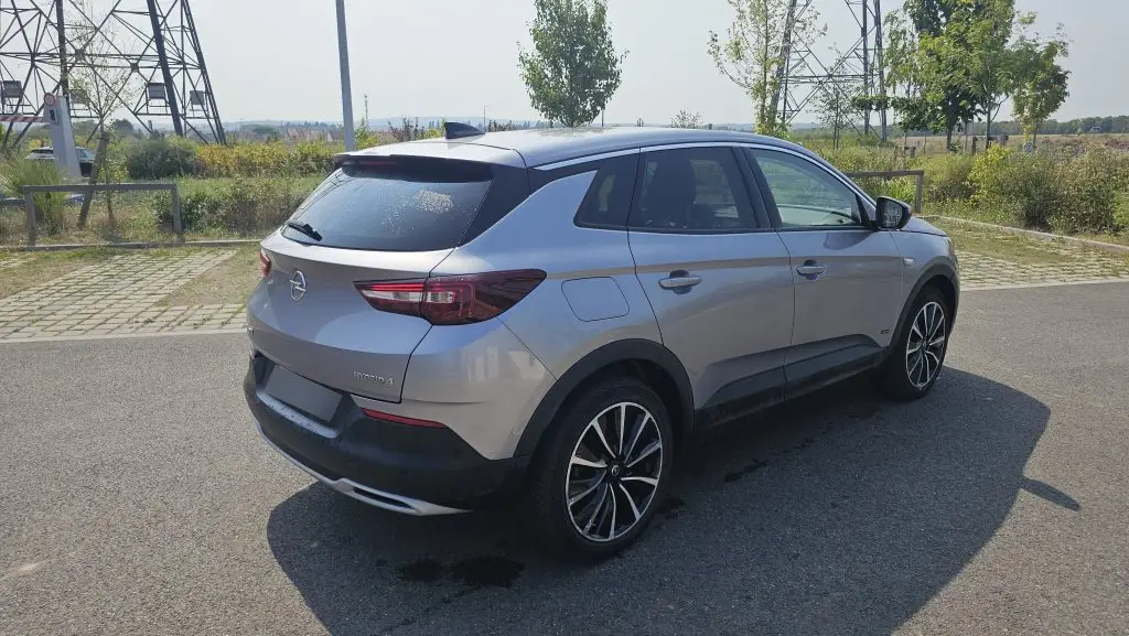 Opel GRANDLAND XHYBRID4 300 CH AWD BVA8 ELITE
